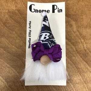 Baltimore Ravens Gnome Pin Brooch NFL Gift Guide Handmade Bow Magnetic Football